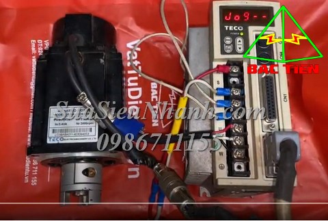 Tên máy: AC SERVO DRIVER TECO 750W Model: JSDEP-20A Serial: 1521 Mô tả tình trạng ban đầu: Lỗi Chập cháy nổ phần IGBT công suất và điện trở dòng và đường mạch chỗ công suất