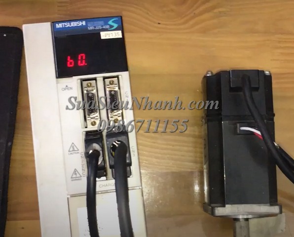 Sửa AC SERVO DRIVER 400W MITSUBISHI MR-J2S-40B-PY135 Serial: 4094 Lỗi E9, RD status is OFF Sửa chữa AC SERVO DRIVER 400W MITSUBISHI Model: MR-J2S-40B-PY135 Serial: 4094 Lỗi E9, RD status is OFF