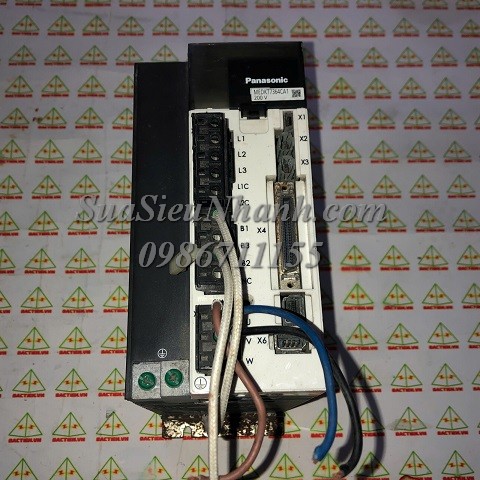 MADHT1505 599N AC SERVO DRIVER 100W Panasonic (HTM); Mã kho: MADHT1505-599N; Xuất xứ: Hàng tháo máy