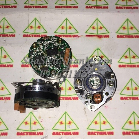 A13D3211H8477 Encoder cho AC SERVO MOTOR 400W YASKAWA SGMAH-04AAA41 (HTM); Mã: A13D3211H8477; Xuất xứ; Hàng tháo máy