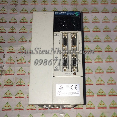 MR-J2S-350A AC SERVO DRIVER MITSUBISHI 3.5kW (HTM); Mã: MR-J2S-350A; Xuất xứ: Hàng tháo máy