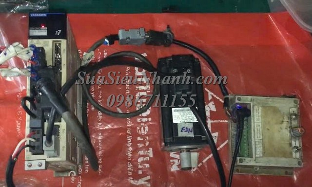 Sửa AC SERVO DRIVER YASKAWA 400W SGD7S-2R8A00A002 0100 Lỗi chập cháy mạch công suất, mạch CPU Sửa chữa AC SERVO DRIVER YASKAWA 400W Model: SGD7S-2R8A00A002 Serial: 0100 Lỗi chập cháy mạch công suất, mạch CPU