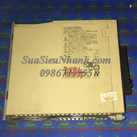 SGD7W-1R6A20A AC SERVO DRIVER 200W YASKAWA; Mã: SGD7W-1R6A20A; Xuất xứ: Hàng tháo máy