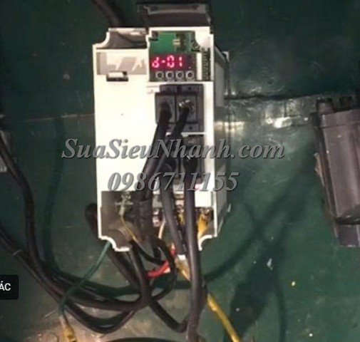 Sửa AC SERVO DRIVER MITSUBISHI 2kW MR-J2S-200A 0058 Lỗi AL-32 Sửa chữa AC SERVO DRIVER MITSUBISHI 2kW Model: MR-J2S-200A Serial: 0058 Lỗi AL-32 Lỗi AL-24