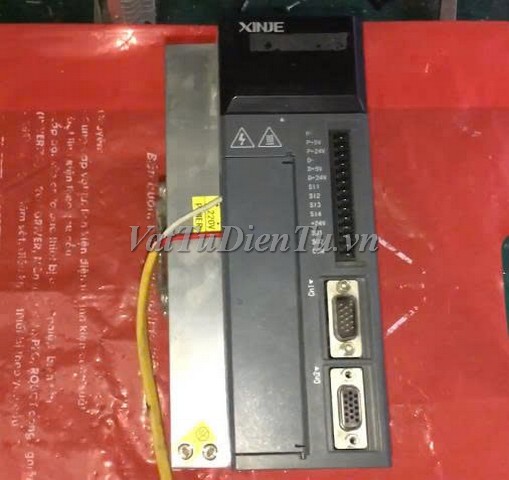 Sửa AC SERVO DRIVER XINJE DS3L-21P5-PFA 0293 Lỗi không lên nguồn Sửa chữa AC SERVO DRIVER XINJE Model: DS3L-21P5-PFA Serial: 0293 Lỗi không lên nguồn