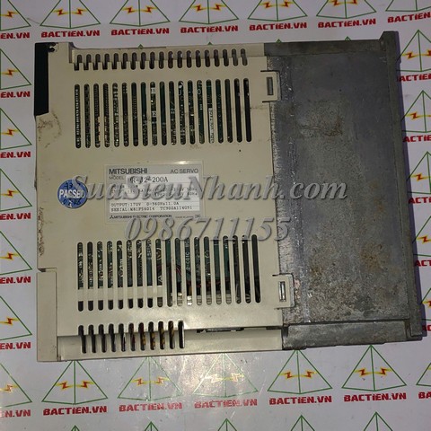 MR-J2-200A AC SERVO DRIVER 2kW MITSUBISHI J2; Mã: MR-J2-200A; Xuất xứ: Hàng tháo máy