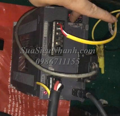 Sửa AC SERVO DRIVER MITSUBISHI 2kW MR-JE-200A D049 Lỗi AL20.3 Sửa chữa AC SERVO DRIVER MITSUBISHI 2kW Model: MR-JE-200A Serial: D049 Lỗi AL20.3