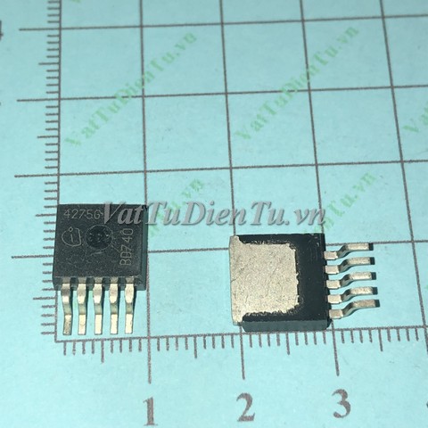 4275G TLE4275G IC nguồn ổn áp 5V; Mã:TLE4275G; Kiểu chân: dán TO-263; Hãng sx: Infineon; Mã: TLE4275G; Tag: 5-V Low Drop Fixed Voltage Regulator; Xuất xứ: Hàng mới