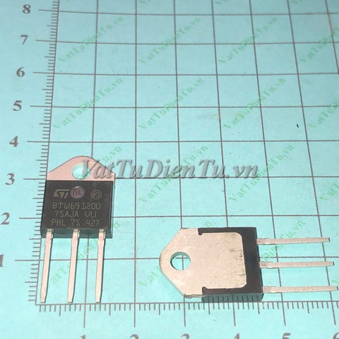 BTW69-1200N TO218 IGBT 50A 1200V; Mã: BTW69-1200N; Kiểu chân: TO-218; Thương hiệu: ST; Xuất xứ: Hàng mới; Hàng tương đương: HGTG30N120, FGA50N120, IKW50N120
