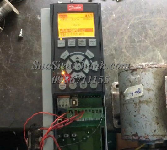 Sửa Biến tần 2.2kW Danfoss FC-302P2K2T5E20H2BGXXXXSXXXXA0BXCXXXXDX G388 Lỗi A30 Sửa chữa Biến tần 2.2kW Danfoss Model: FC-302P2K2T5E20H2BGXXXXSXXXXA0BXCXXXXDX Serial: G388 Lỗi A30