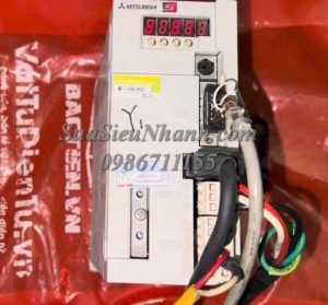 Sửa AC SERVO DRIVER MITSUBISHI 1kW MR-E-100AG-KH003 6027 Lỗi AL17Sửa chữa AC SERVO DRIVER MITSUBISHI 1kW    
Model:  MR-E-100AG-KH003   Serial: 6027    
Lỗi AL17