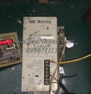Sửa DID SERVO DRIVER DAEHO TECH DHT-7000SYN4R 2202 Lỗi chập công suất và mạch điều khiển công suấtSửa chữa DID SERVO DRIVER DAEHO TECH    
Model:  DHT-7000SYN4R   Serial: 2202
Lỗi chập công suất và mạch điều khiển công suất 
Phụ kiện kèm theo: DID SERVO DRIVE DAEHO-TECH Model: FC-640L-42S Serial: 0704; Màn hình điều khiển DAEHO TECH Model: DHT-7000SYN; 2 cáp