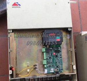 Sửa Biến tần MODROL 55kW IMS-P5-4055S 1111Tình trạng khách báo: Lỗi OC4 Sửa chữa Biến tần MODROL 55kW
Model: IMS-P5-4055S Serial: 1111
Lỗi OC4