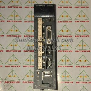 MR-J3-20B F046 AC SERVO DRIVER MITSUBISHI 200W;Mã: MR-J3-20B F046;Xuất xứ: Hàng tháo máy