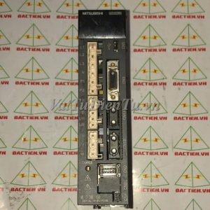 MR-J3-20B F046 AC SERVO DRIVER MITSUBISHI 200W;Mã: MR-J3-20B F046;Xuất xứ: Hàng tháo máy