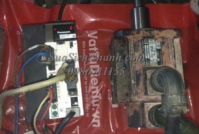 Sửa SERVO MOTOR Panasonic 1.5kW MDMA152P1G 163N Lỗi Err.21.0 Sửa chữa SERVO MOTOR Panasonic 1.5kW Model: MDMA152P1G Serial: 163N Lỗi Err.21.0