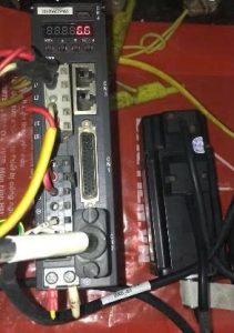 Sửa SERVO DRIVER 400W INVT 400W SV-DA200-0R2-2-N0 9463 Màn hình hiển thị mất led nhưng máy vẫn hoạt động bình thường; Sửa chữa SERVO DRIVER 400W INVT 400W; Model: SV-DA200-0R2-2-N0 Serial: 9463; Màn hình hiển thị mất led nhưng máy vẫn hoạt động bình thường