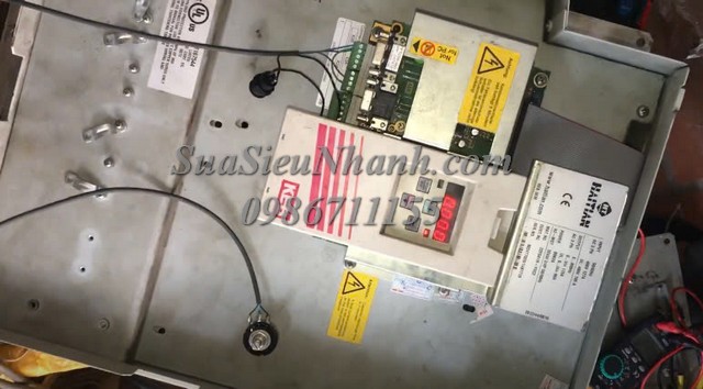 Sửa Biến tần 55kW KEB HAITIAN 22F5A1R-YVC2 7719 Lỗi no_PU , mạch sửa bị sửa chữa nhiều Sửa chữa Biến tần 55kW KEB HAITIAN Model: 22F5A1R-YVC2 Serial: 7719 Lỗi no_PU , mạch sửa bị sửa chữa nhiều