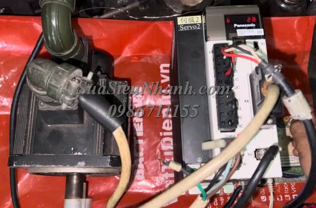 Sửa AC SERVO DRIVER Panasonic 2.5kW MEDHT7364E 318N Lỗi chạy lúc xuôi lúc ngược Sửa chữa AC SERVO DRIVER Panasonic 2.5kW Model: MEDHT7364E Serial: 318N Lỗi chạy lúc xuôi lúc ngược