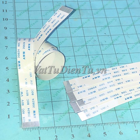 Cáp thuận FFC/FPC 20P 0.5mm dài 300mm; Mã: AWM-20-05-300-A; Số chân, pin (P): 20Pin; Bước chân, khoảng cách giữa tâm 2 chân: 0.5mm; Tổng chiều dài: 300mm; Tổng chiều rộng: 10.5mm