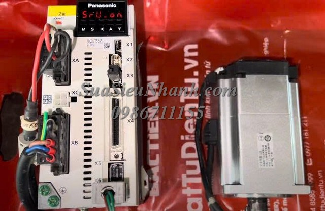 Sửa AC SERVO MOTOR Panasonic 0.75kW MHMF082L1V2M 160Z Lỗi Err.24.0 Sửa chữa AC SERVO MOTOR Panasonic 0.75kW Model: MHMF082L1V2M Serial: 160Z Lỗi Err.24.0 Phụ kiện kèm theo: AC SERVO DRIVER Panasonic 750W Model: MCDLT35SF Serial: 608Z