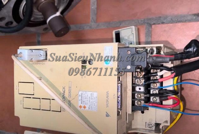 Sửa AC SERVO DRIVER YASKAWA 2.9kW SERVOPACK SGDB-30ADG 0005 Lỗi CPF00, lỗi mạch CPU, lỗi A.10 Sửa chữa AC SERVO DRIVER YASKAWA 2.9kW SERVOPACK Model: SGDB-30ADG  Serial: 0005 Lỗi CPF00, lỗi mạch CPU, lỗi A.10, chập công suất và mạch công suất