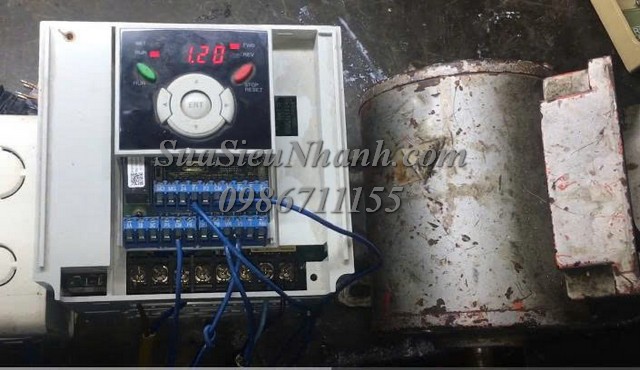 Sửa Biến tần LS 2.2kW (thiếu mặt) SV022iG5A-4 006B Lỗi chập công suất Sửa chữa Biến tần LS 2.2kW (thiếu mặt) Model: SV022iG5A-4 Serial: 006B Lỗi chập công suất