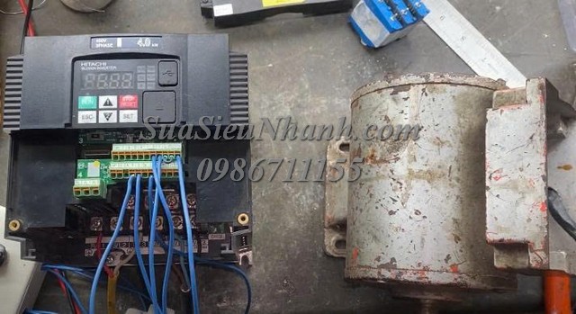 Sửa Biến tần HITACHI WJ200N 4.0kW WJ200N-040HFC 0218 Lỗi mất kết nối Sửa chữa Biến tần HITACHI WJ200N 4.0kW Model: WJ200N-040HFC Serial: 0218 Lỗi mất kết nối