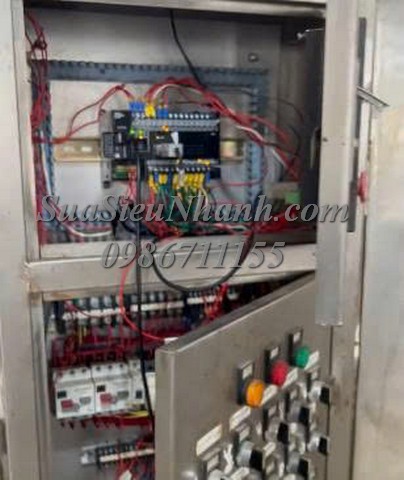 Thay thế PLC OMRON SYSMAC CP1H CP1H-XA40DR-A X08S Lỗi không bơm, không đọc được cảm biến nhiệt độ Thay thế PLC OMRON SYSMAC CP1H Model: CP1H-XA40DR-A Serial: X08S Lỗi không bơm, Lỗi không đọc được cảm biến nhiệt độ