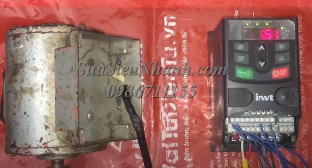 Sửa Biến tần INVT 0.75kW GD20-0R7G-S2-BK 5216A Lỗi nổ tụ Sửa chữa Biến tần INVT 0.75kW Model: GD20-0R7G-S2-BK Serial: 5216A Lỗi nổ tụ