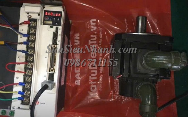 Sửa AC SERVO DRIVER Panasonic 5.0kW MFDHTB3A2 038N Lỗi nguồn vỉ CPU Sửa chữa AC SERVO DRIVER Panasonic 5.0kW Model: MFDHTB3A2 Serial: 038N Lỗi nguồn vỉ CPU