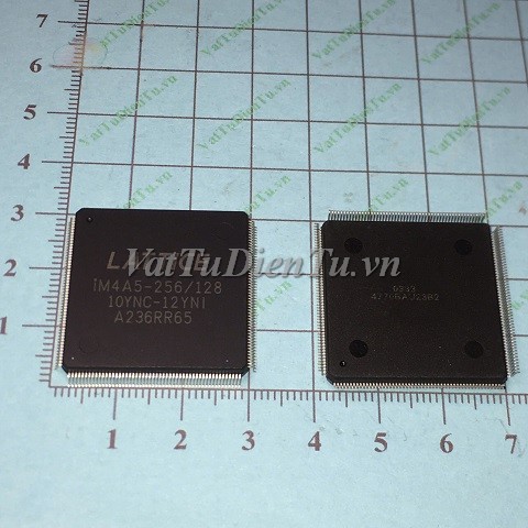 IM4A5-256/128-10YNC-12YNI QFP208 IC; Mã: IM4A5-256128-10YNC-12YNI; Kiểu chân: dán QFP-208; Xuất xứ: Hàng mới; Thương hiệu: LATTICE