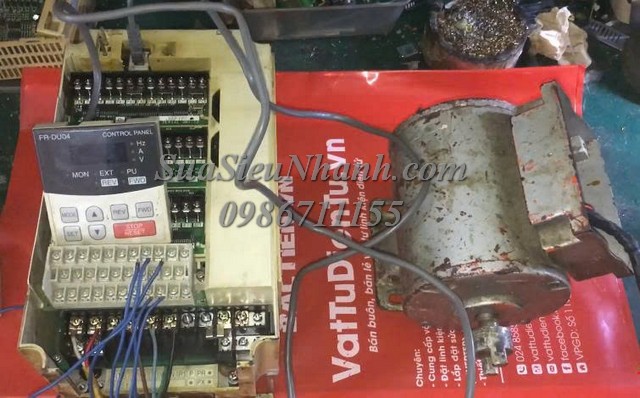 Sửa Biến tần MITSUBISHI 3.7kW FR-A520-3.7K D002 Lỗi E.UVT Under Voltage Sửa chữa Biến tần MITSUBISHI 3.7kW Model: FR-A520-3.7K Serial: D002 Lỗi E.UVT Under Voltage