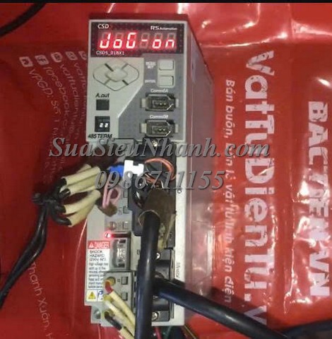 Sửa AC SERVO DRIVER RS OEMax CSD5 100W CSD5_01BX1 0606 Lỗi nguồn điều khiển Sửa chữa AC SERVO DRIVER RS OEMax CSD5 100W Model: CSD5_01BX1 Serial: 0606 Lỗi nguồn điều khiển