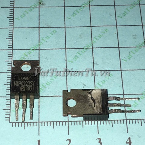 MIP0223SY TO220 IC Nguồn Switching (TM)TO220 IC Nguồn Switching (TM); Mã: MIP0223SY; Kiểu chân: 3 chân cắm TO-220; Xuất xứ: Hàng tháo máy