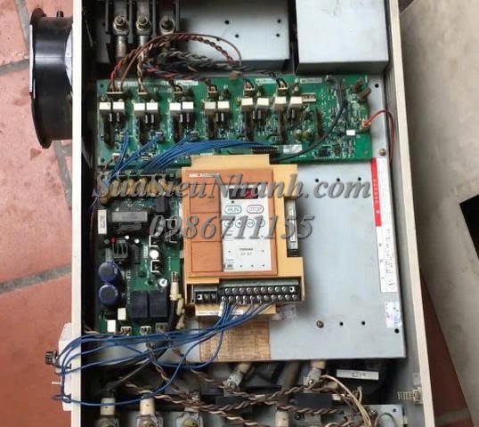 Sửa Biến tần TOSHIBA 37kW VFA7-2370PY-A3 4598 Lỗi nOFFT Sửa chữa Biến tần TOSHIBA 37kW Model: VFA7-2370PY-A3 Serial: 4598 Lỗi nOFF