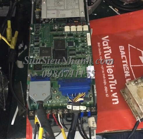 Sửa AC SERVO DRIVER 2kW YASKAWA CACR-SR20BE12F 0422 Lỗi không lên nguồn Sửa chữa AC SERVO DRIVER 2kW YASKAWA Model: CACR-SR20BE12F Serial: 0422 Lỗi không lên nguồn