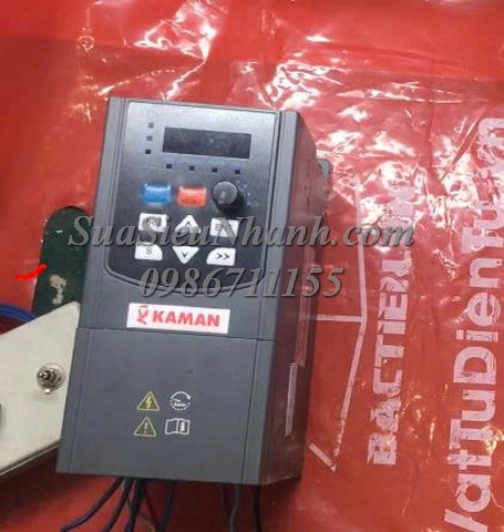Sửa Biến tần KAMAN KM20-2S-0.7GC K259 Lỗi không chạy được động cơ Sửa chữa Biến tần KAMAN Model: KM20-2S-0.7GC Serial: K259 Lỗi không chạy được động cơ