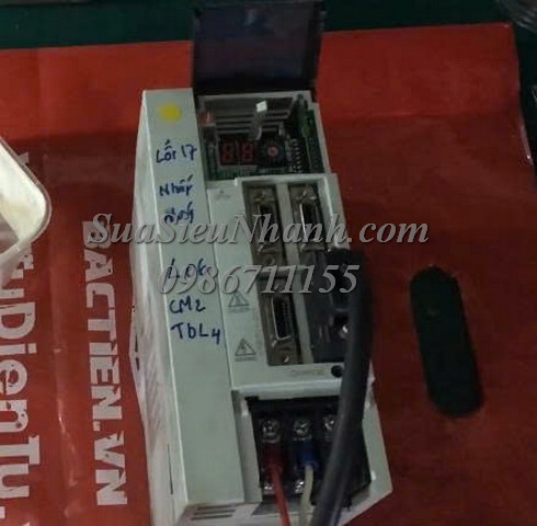 Sửa AC SERVO DRIVER 600W MITSUBISHI MR-J2S-60B-S041U638 J017 Lỗi 17 Sửa chữa AC SERVO DRIVER 600W MITSUBISHI Model: MR-J2S-60B-S041U638 Serial: J017 Lỗi 17