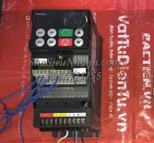 Sửa Biến tần iHTEK 2.2kW S1-4T0022-B 0001 Lỗi Err04 Sửa chữa Biến tần iHTEK 2.2kW Model: S1-4T0022-B Serial: 0001 Lỗi Err04