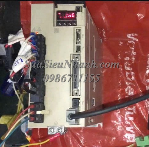 Sửa AC SERVO DRIVER YASKAWA 750W SGD7S-5R5A00A202 0092 Lỗi 1 chấm nhấp nháy Sửa chữa AC SERVO DRIVER YASKAWA 750W Model: SGD7S-5R5A00A202 Serial: 0092 Lỗi 1 chấm nhấp nháy Phụ kiện kèm theo: AC SERVO MOTOR YASKAWA 750W Model: SGM7J-08AFC6S Serial: 0045
