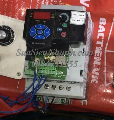 Sửa Biến tần Allen-Bradley PowerFlex 4M 3.7kW 22F-D8P7N113 0145 Lỗi cháy nổ đầu vào Sửa chữa Biến tần Allen-Bradley PowerFlex 4M 3.7kW Model: 22F-D8P7N113 Serial: 0145 Lỗi cháy nổ đầu vào