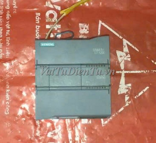 Sửa PLC SIEMENS SIMATIC S7-1200 CPU 1211C AC/DC/RLY 6ES7211-1BE40-0XB0 1831 Lỗi cháy nổ Sửa chữa PLC SIEMENS SIMATIC S7-1200 CPU 1211C AC/DC/RLY Model: 6ES7211-1BE40-0XB0 Serial: 1831 Lỗi cháy nổ