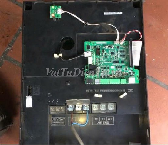 Sửa Biến tần INOVANCE 37kW CP650-4T37-HS 0957 Lỗi không cấp điện ở đầu ra làm mát Sửa chữa Biến tần INOVANCE 37kW Model: CP650-4T37-HS Serial: 0957 Lỗi không cấp điện ở đầu ra làm mát