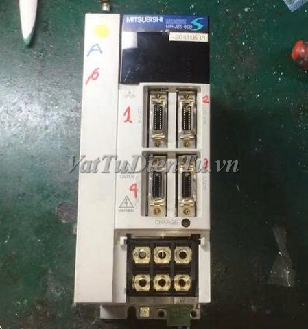 Sửa AC SERVO DRIVER MITSUBISHI 600W MR-J2S-60B-S041U638 1055 Lỗi C5 Sửa chữa AC SERVO DRIVER MITSUBISHI 600W Model: MR-J2S-60B-S041U638 Serial: 1055 Lỗi C5