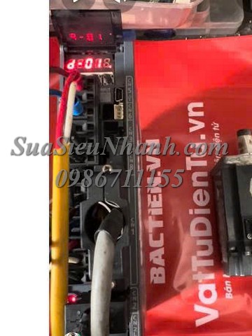 Sửa AC SERVO DRIVER MITSUBISHI 400W MELSERVO-J4 MR-J4-40A1 R007 Lỗi ALE.9.1 Sửa chữa AC SERVO DRIVER MITSUBISHI 400W MELSERVO-J4 Model: MR-J4-40A1 Serial: R007 Lỗi ALE.9.1 Servo-on signal on during main circuit off