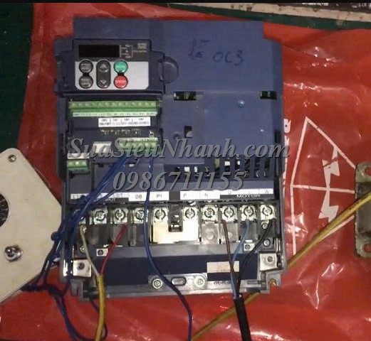 Sửa Biến tần Fuji 7.5kW FRN7.5E1S-4BM1 003A Lỗi OC3 chập công suất Sửa chữa Biến tần Fuji 7.5kW Model: FRN7.5E1S-4BM1 Serial: 003A Lỗi OC3 chập công suất