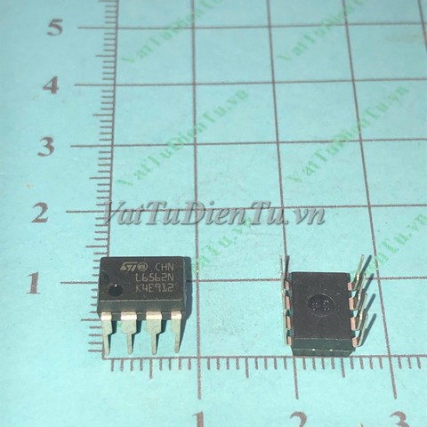 L6562N DIP8 IC nguồn; Mã: L6562N; Kiểu chân: cắm 8 chân DIP-8
