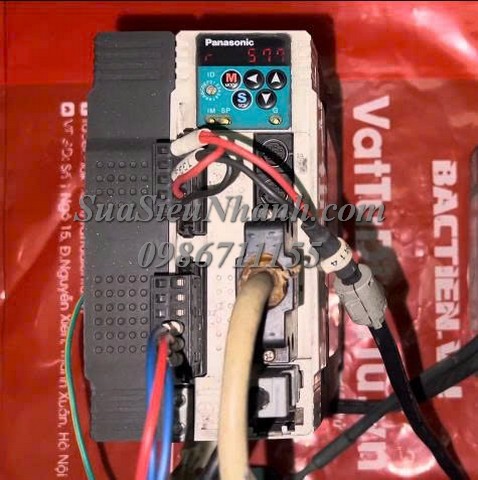 Sửa AC SERVO DRIVER Panasonic 1.5kW MDDDT5540003 013N Lỗi Err.13 Sửa chữa AC SERVO DRIVER Panasonic 1.5kW Model: MDDDT5540003 Serial: 013N Lỗi Err.13