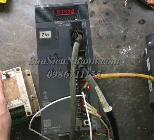 Sửa AC SERVO DRIVER MITSUBISHI 1kW MR-JE-100A A010 Lỗi AL 1A.1 Sửa chữa AC SERVO DRIVER MITSUBISHI 1kW Model: MR-JE-100A Serial: A010 Lỗi AL 1A.1